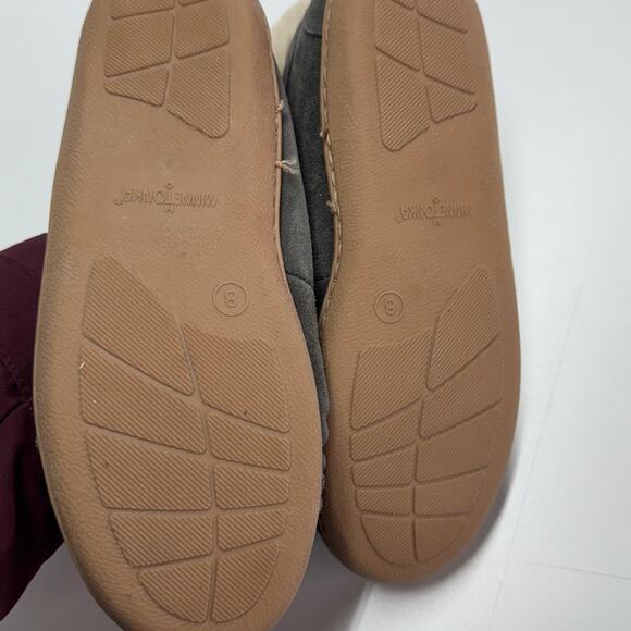 Minnetonka Loafers Womens 8 Grey Pile‎ Lined Slip On Leather Moccasins - Picture 7 of 8